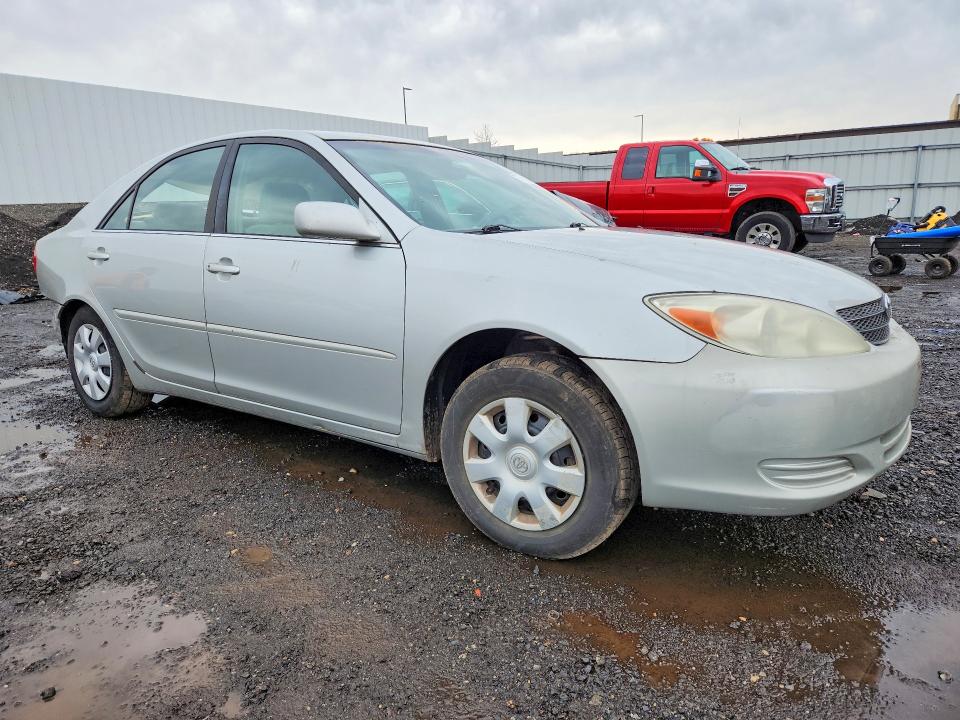 77113265 :رقم المزاد ، 4T1BE32K72U079815 vin ، 2002 Toyota Camry مزاد بيع