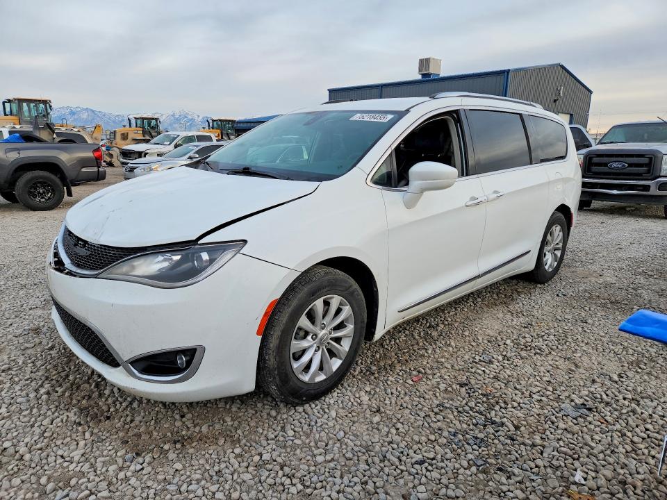 75218455 :رقم المزاد ، 2C4RC1BGXJR114416 vin ، 2018 Chrysler Pacifica مزاد بيع