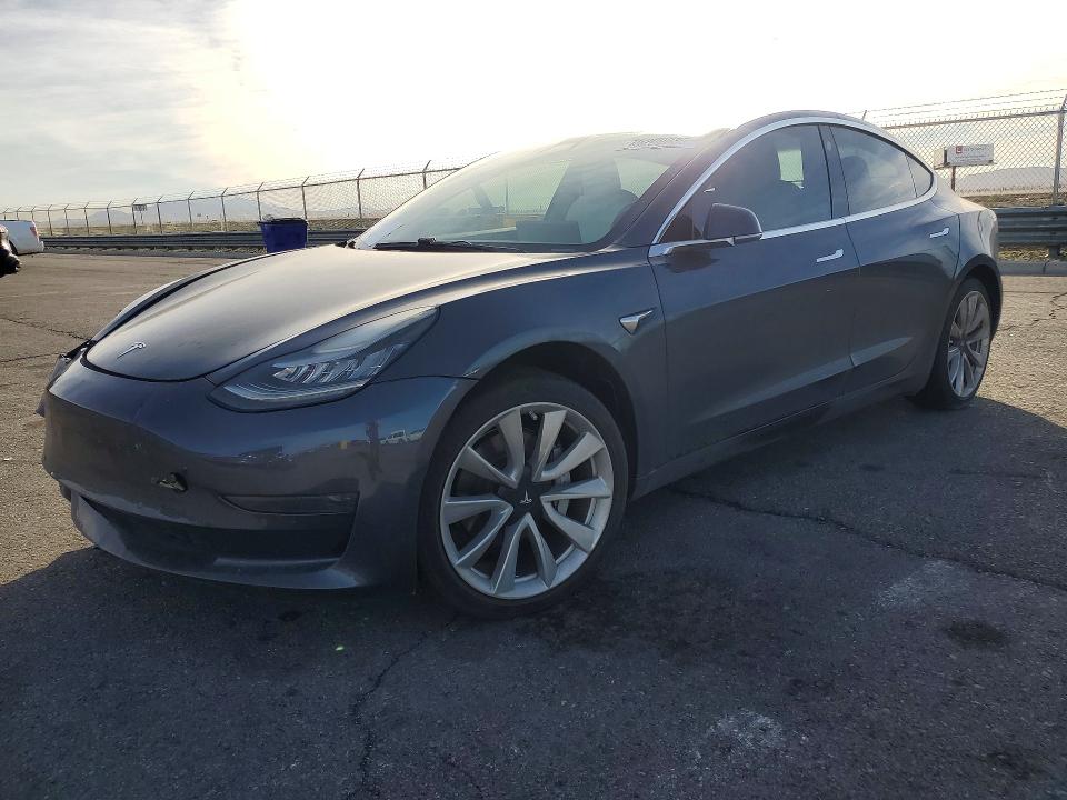 2019 Tesla Model 3 მანქანა იყიდება აუქციონზე, vin: 5YJ3E1EA6KF538082, აუქციონის ნომერი: 79299835