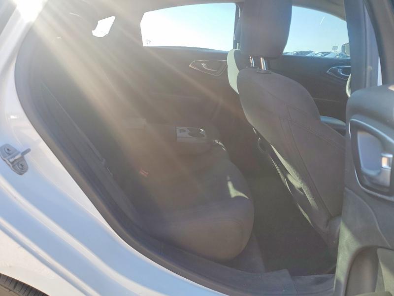 Продаж на аукціоні авто 2015 Chrysler 200, vin: 1C3CCCAB1FN583930, номер лоту: 75005255