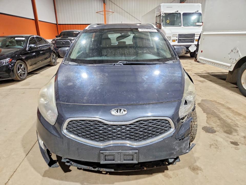 Продаж на аукціоні авто 2014 Kia Rondo, vin: KNAHT8A3XE7043967, номер лоту: 76948605