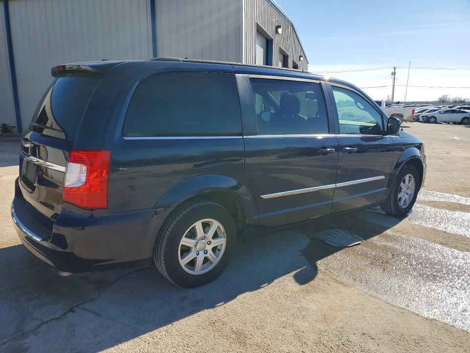 2012 Chrysler Town & Cou მანქანა იყიდება აუქციონზე, vin: 2C4RC1BG2CR233077, აუქციონის ნომერი: 77002035