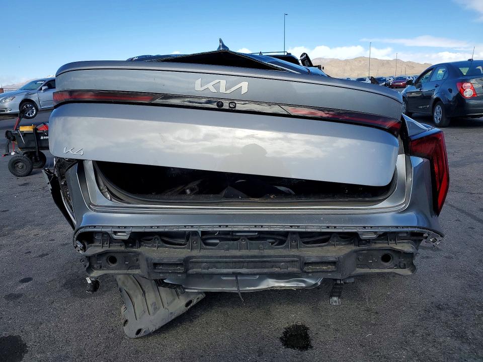 2025 Kia K4 მანქანა იყიდება აუქციონზე, vin: 3KPFT4DE8SE101781, აუქციონის ნომერი: 78152255