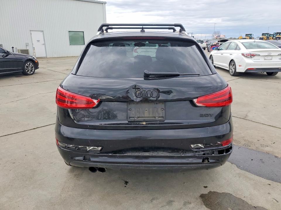 Продажа на аукционе авто 2015 Audi Q3, vin: WA1BFCFSXFR002158, номер лота: 78468075