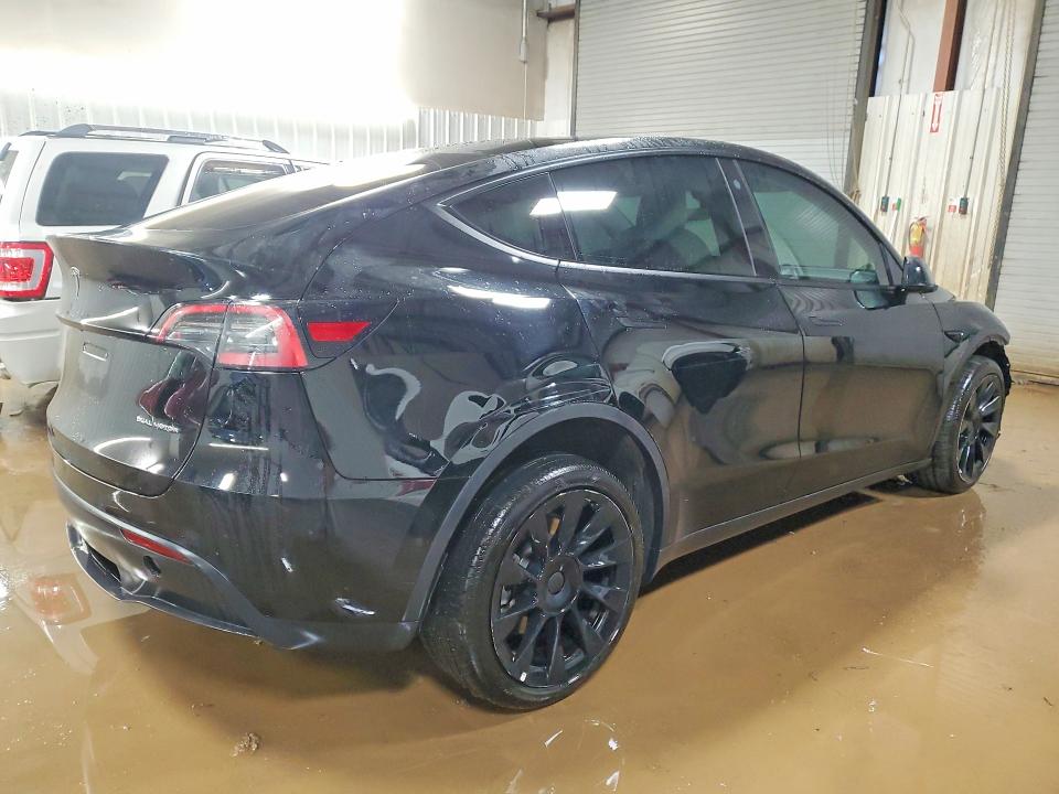 Продажа на аукционе авто 2022 Tesla Model Y, vin: 7SAYGDEE1NF533433, номер лота: 76020805