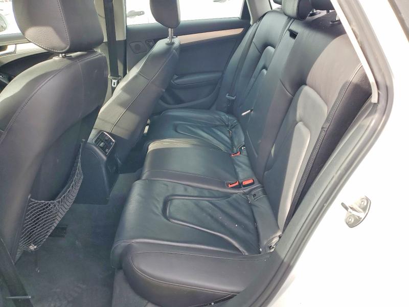 76599795 :رقم المزاد ، WAUBFAFL2FN016157 vin ، 2015 Audi A4 مزاد بيع