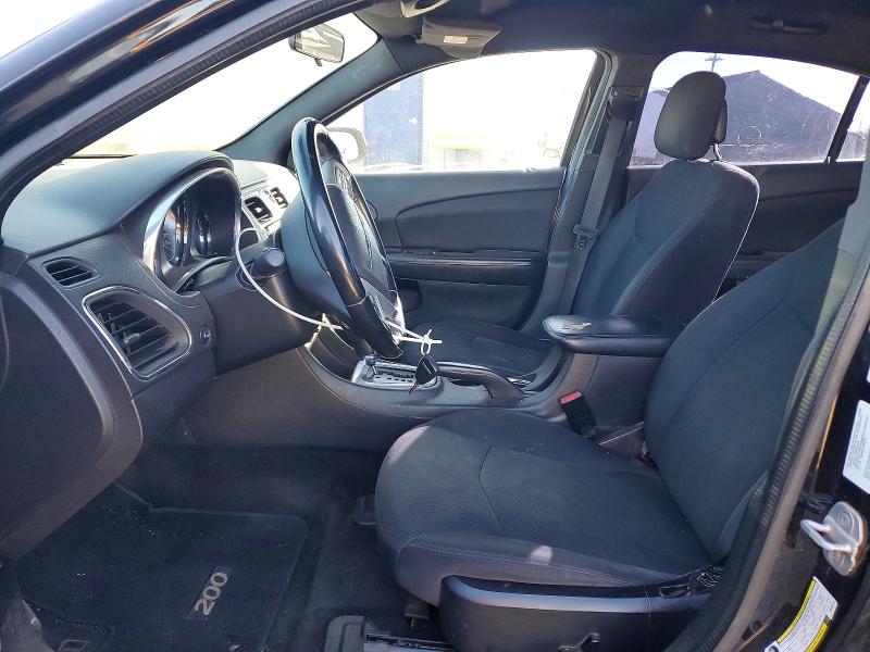 76005725 :رقم المزاد ، 1C3CCBBB4DN695210 vin ، 2013 Chrysler 200 مزاد بيع