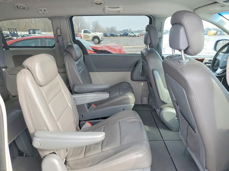 Продажа на аукционе авто 2010 Chrysler Town & Country, vin: 2A4RR5D1XAR373478, номер лота: 76057855
