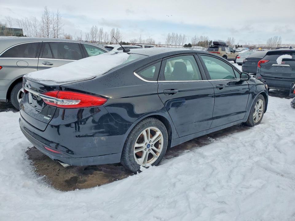 Продажа на аукционе авто 2018 Ford Fusion, vin: 3FA6P0HD1JR152745, номер лота: 75877395