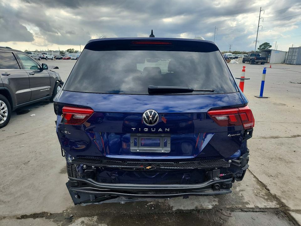 Продажа на аукционе авто 2022 Volkswagen Tiguan, vin: 3VV4B7AX6NM135182, номер лота: 77142735