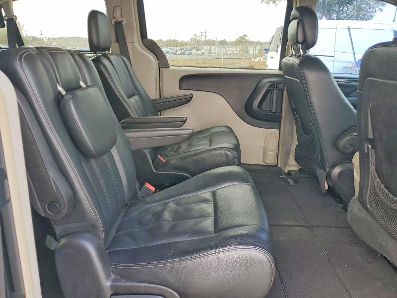 2016 Chrysler Town & Country მანქანა იყიდება აუქციონზე, vin: 2C4RC1BG6GR213825, აუქციონის ნომერი: 77184275