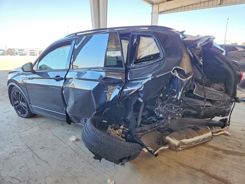 Продажа на аукционе авто 2022 Volkswagen Tiguan, vin: 3VVCB7AX3NM119033, номер лота: 73010715