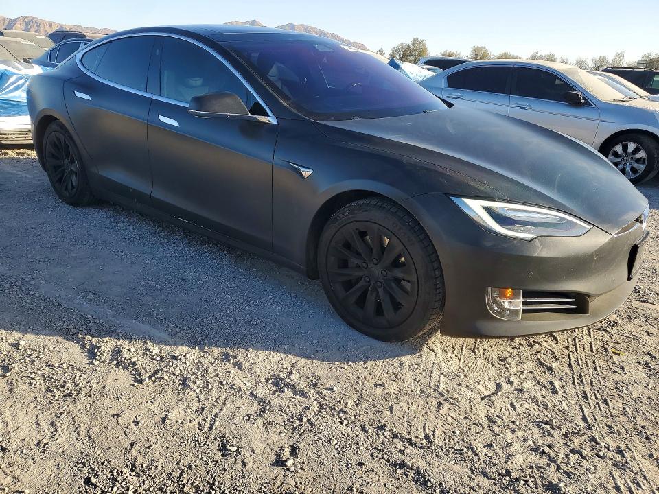 Продажа на аукционе авто 2017 Tesla Model S, vin: 5YJSA1E12HF215499, номер лота: 74868415