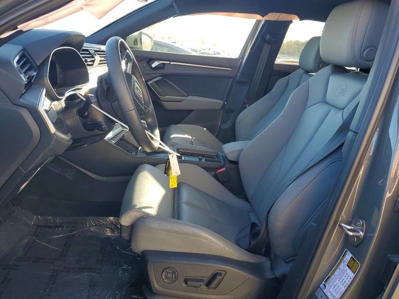 75807015 :رقم المزاد ، WA1DECF34S1005781 vin ، 2025 Audi Q3 مزاد بيع