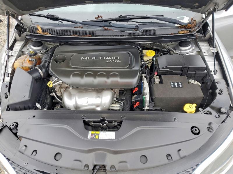 Продажа на аукционе авто 2015 Chrysler 200, vin: 1C3CCCABXFN697554, номер лота: 77781415