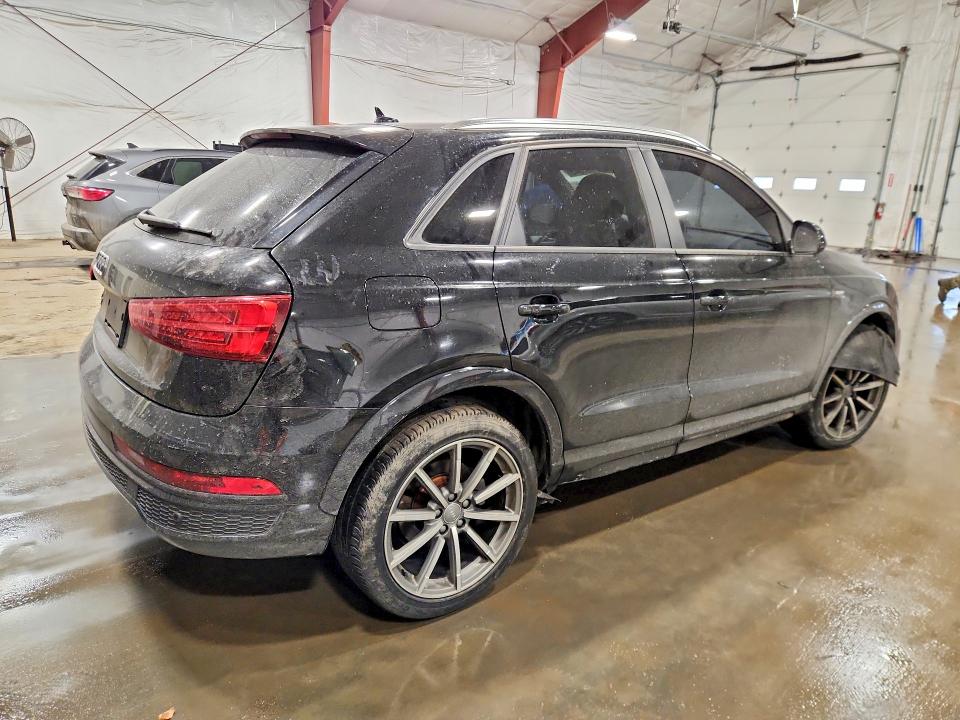 Продажа на аукционе авто 2018 Audi Q3, vin: WA1BCCFSXJR023092, номер лота: 77791345