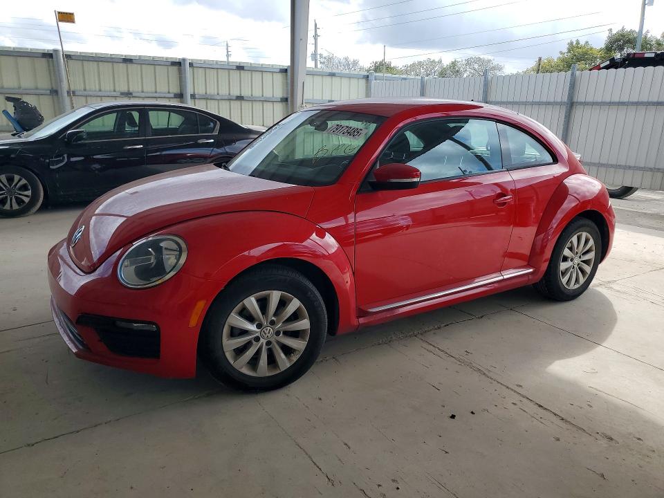 79173485 :رقم المزاد ، 3VWFD7AT3KM707896 vin ، 2019 Volkswagen Beetle مزاد بيع