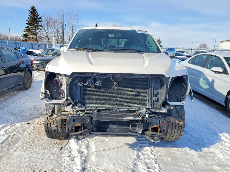 77500335 :رقم المزاد ، 1FTEW1EP4KFB38382 vin ، 2019 Ford F150 مزاد بيع