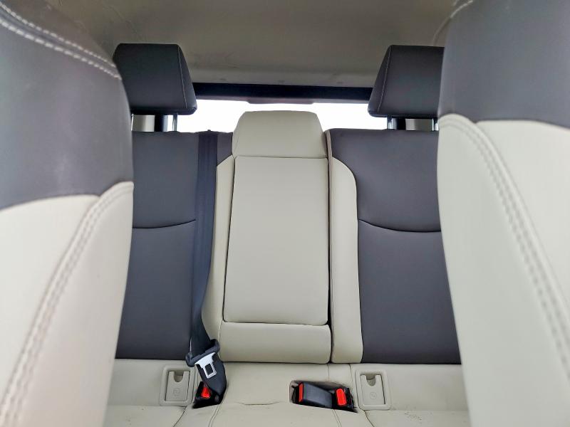 77107455 :رقم المزاد ، 7MUDAABG0RV097005 vin ، 2024 Toyota Corolla Cross مزاد بيع