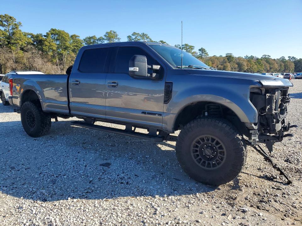 75591675 :رقم المزاد ، 1FT8W3BT1NEC46043 vin ، 2022 Ford F350 مزاد بيع