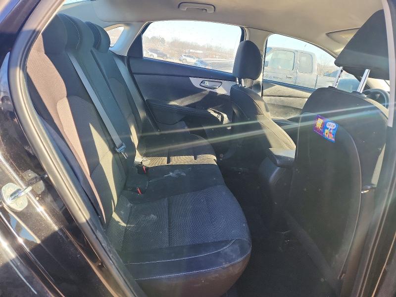 2022 Kia Forte მანქანა იყიდება აუქციონზე, vin: 3KPF24AD8NE449891, აუქციონის ნომერი: 76671885