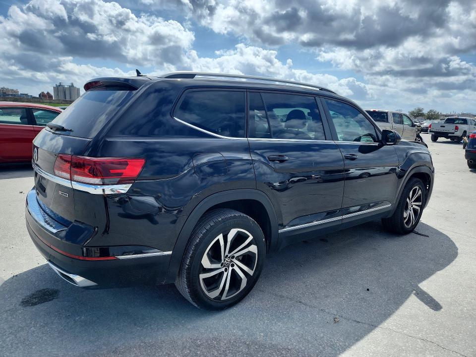 79042075 :رقم المزاد ، 1V2BP2CA5NC500910 vin ، 2022 Volkswagen Atlas مزاد بيع