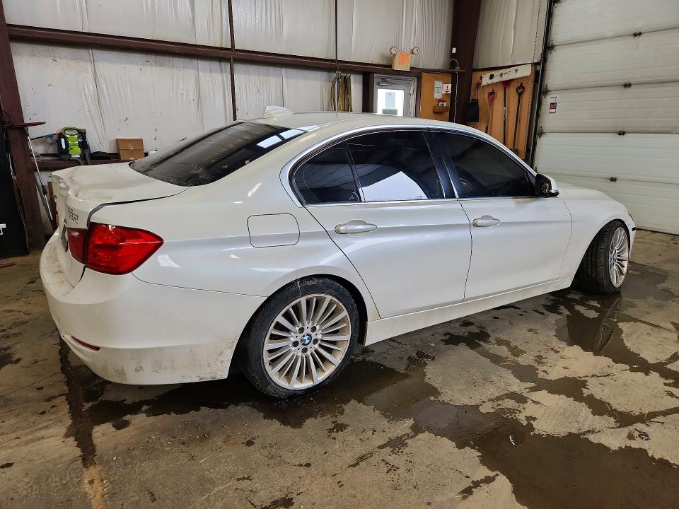 Продаж на аукціоні авто 2015 Bmw 320, vin: WBA3C3G51FNT51726, номер лоту: 78450735
