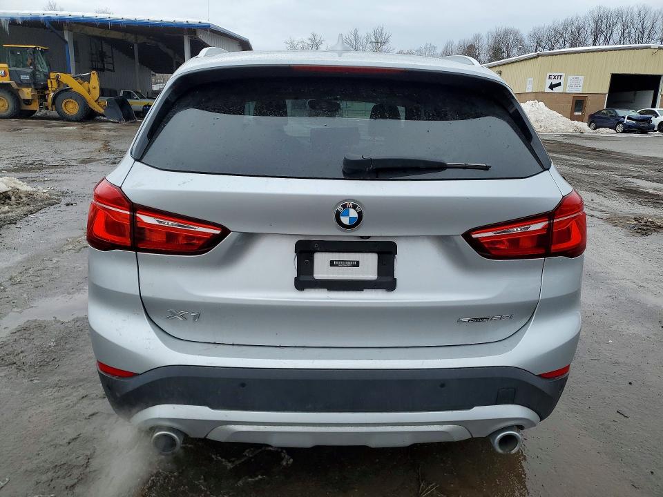 77068545 :رقم المزاد ، WBXJG7C09M5T30073 vin ، 2021 Bmw X1 مزاد بيع