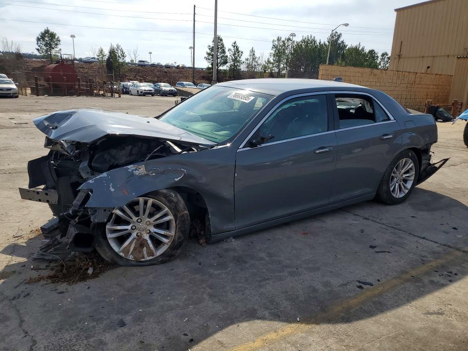 76993595 :رقم المزاد ، 2C3CCAAG8HH647523 vin ، 2017 Chrysler 300 مزاد بيع