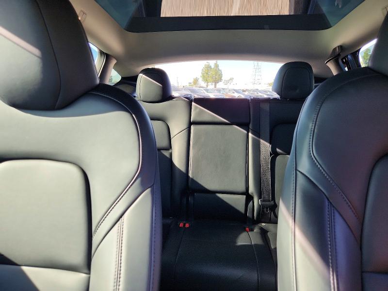 Продажа на аукционе авто 2024 Tesla Model Y, vin: 7SAYGDEE8RF164320, номер лота: 79035955
