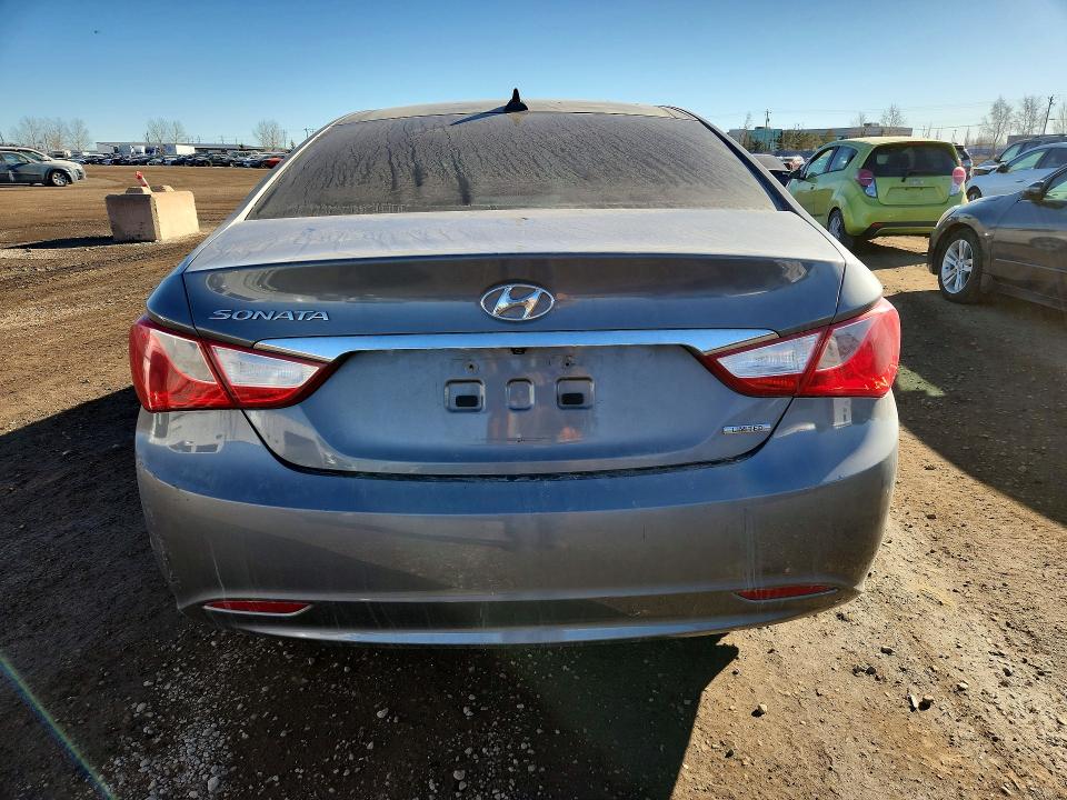 76952155 :رقم المزاد ، 5NPEC4AC0DH604850 vin ، 2013 Hyundai Sonata مزاد بيع