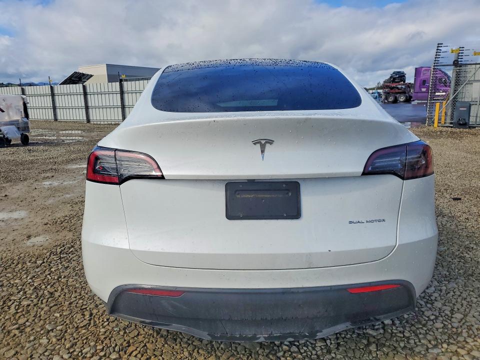 Aukcja sprzedaży 2024 Tesla Model Y, vin: 7SAYGDEE2RF070336, numer aukcji: 77371615