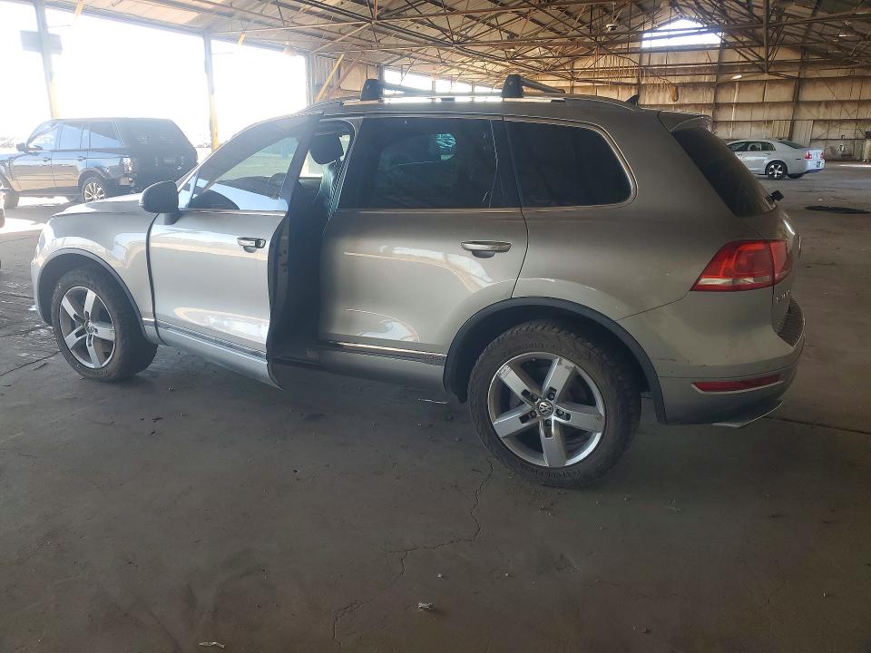 79425835 :رقم المزاد ، WVGFG9BP5BD001253 vin ، 2011 Volkswagen Touareg مزاد بيع