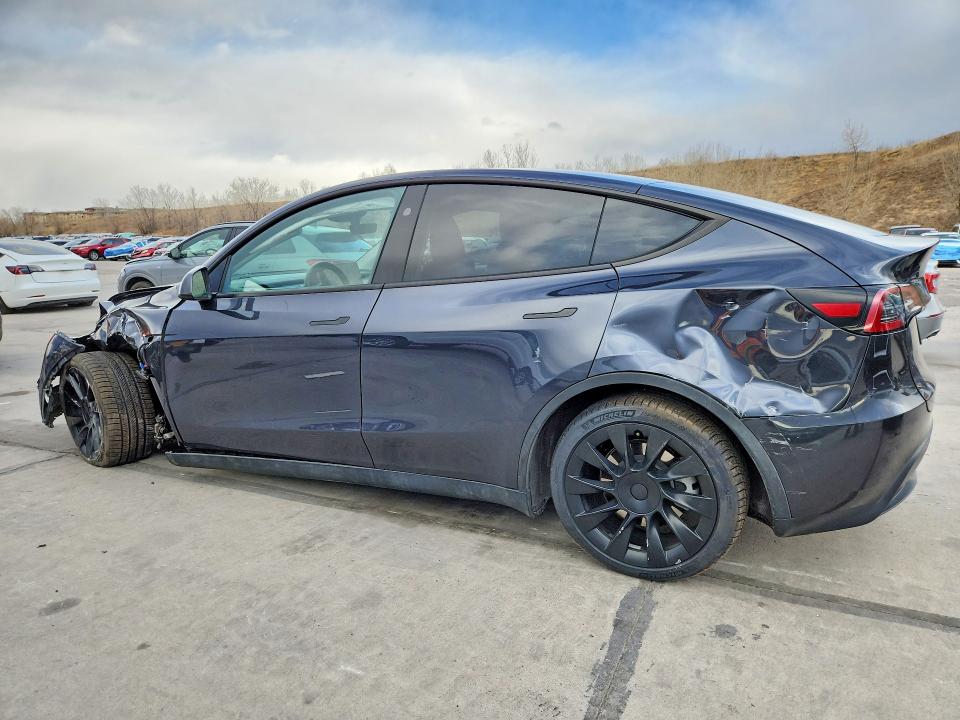 Продажа на аукционе авто 2024 Tesla Model Y, vin: 7SAYGDEE7RF079789, номер лота: 75512185
