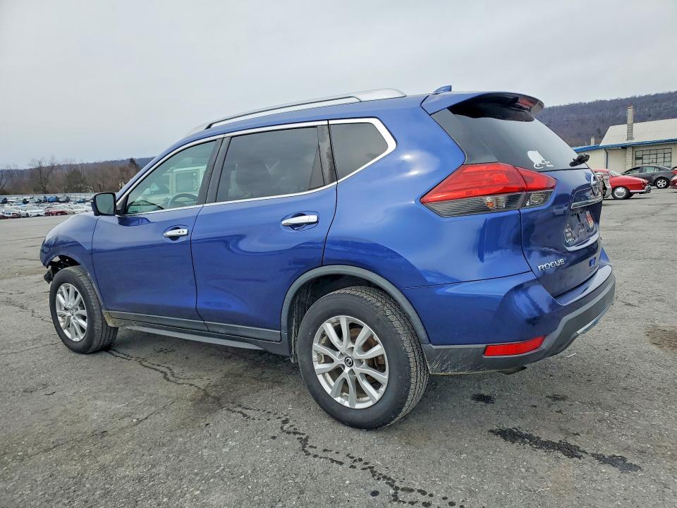 2017 Nissan Rogue მანქანა იყიდება აუქციონზე, vin: KNMAT2MV4HP590400, აუქციონის ნომერი: 79278115