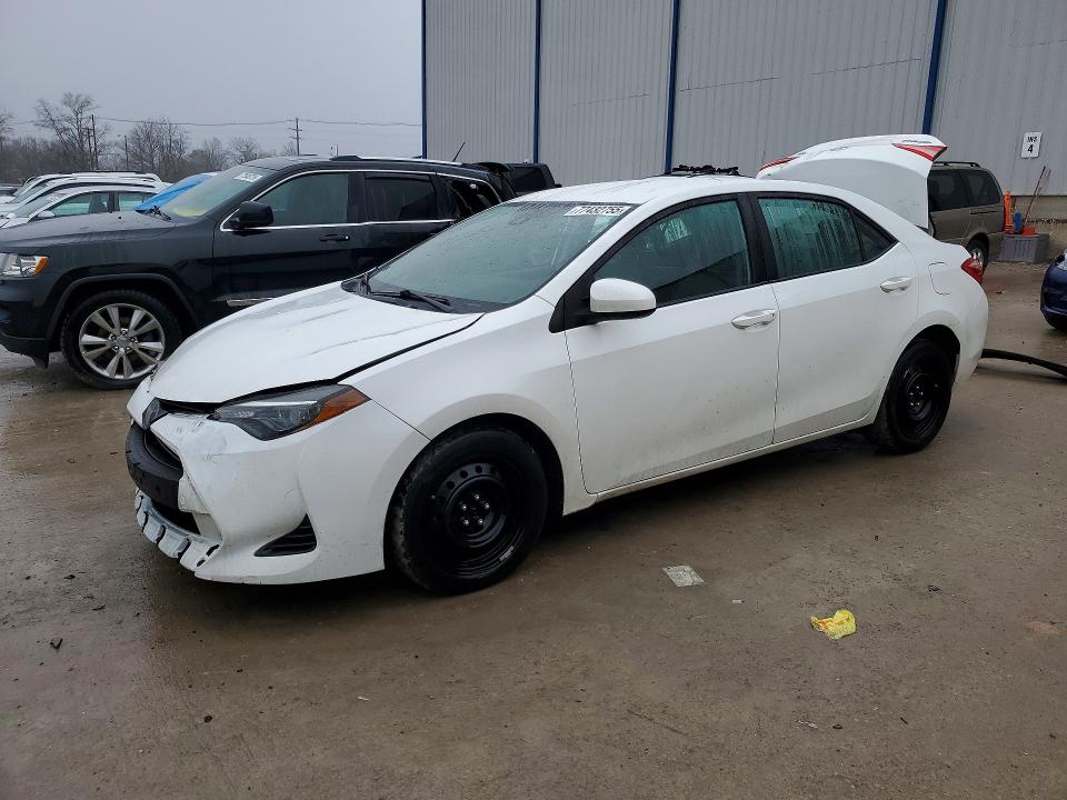 Auction sale of the 2019 Toyota Corolla, vin: 2T1BURHE1KC241768, lot number: 77432755