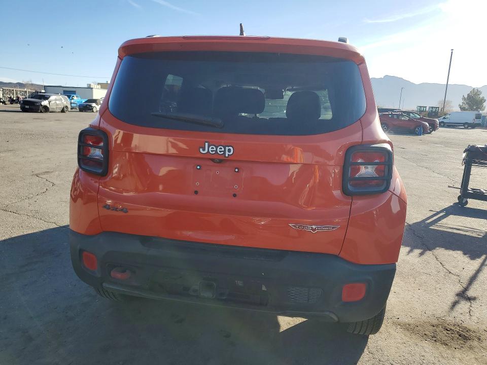75556975 :رقم المزاد ، ZACCJBCB4HPE76647 vin ، 2017 Jeep Renegade T مزاد بيع