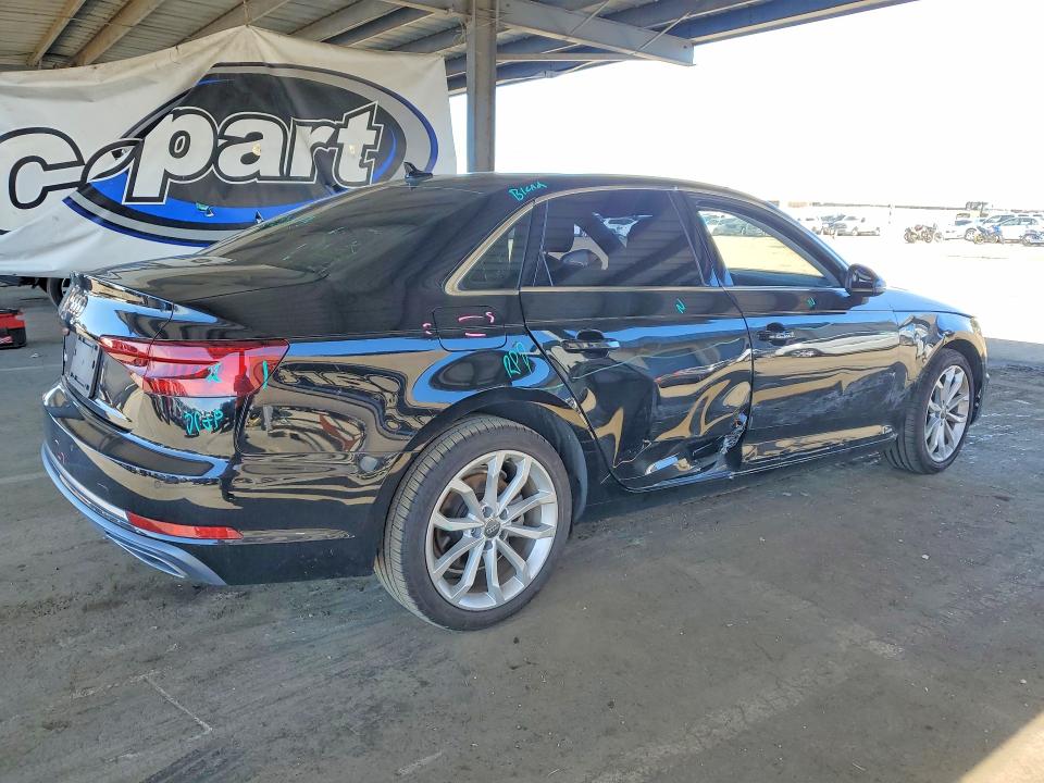 2019 Audi A4 მანქანა იყიდება აუქციონზე, vin: WAUHMAF47KN005352, აუქციონის ნომერი: 79552725