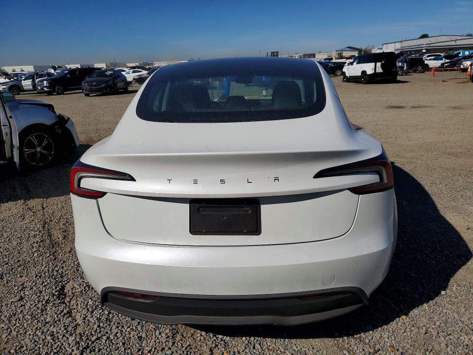 2025 Tesla Model 3 მანქანა იყიდება აუქციონზე, vin: 5YJ3E1EA4SF975496, აუქციონის ნომერი: 77244035