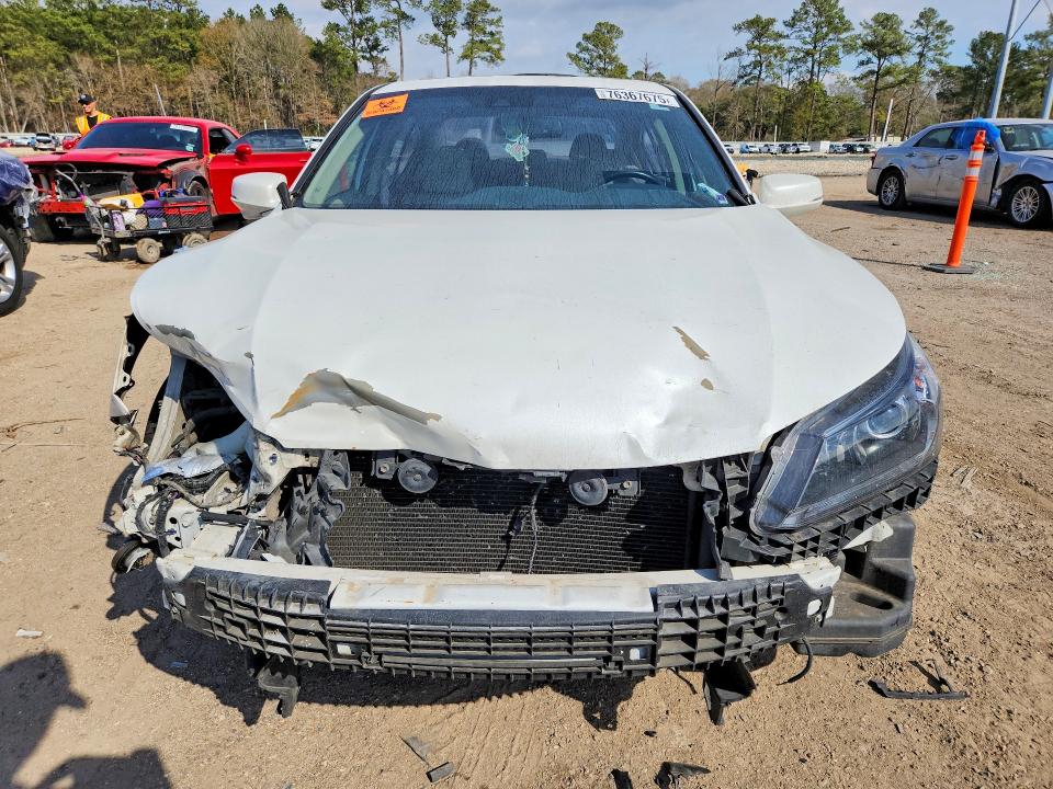 2013 Honda Accord მანქანა იყიდება აუქციონზე, vin: 1HGCR2F80DA134746, აუქციონის ნომერი: 76367675