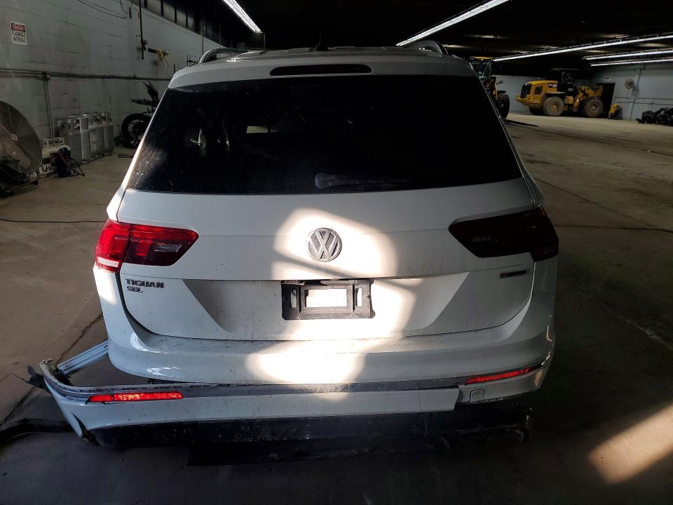 75610495 :رقم المزاد ، 3VV4B7AX3KM072652 vin ، 2019 Volkswagen Tiguan مزاد بيع