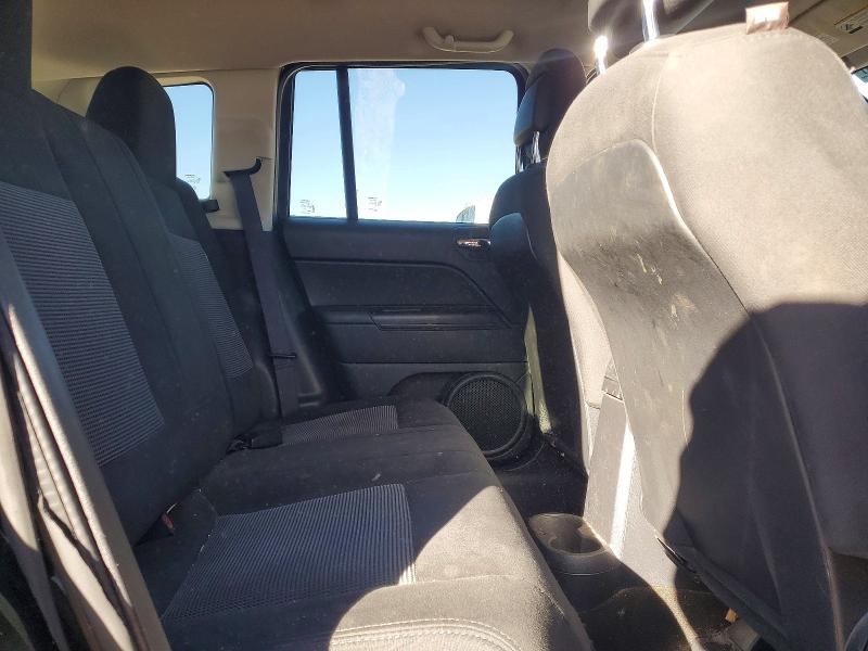 77614415 :رقم المزاد ، 1C4NJCBA8GD640681 vin ، 2016 Jeep Compass مزاد بيع