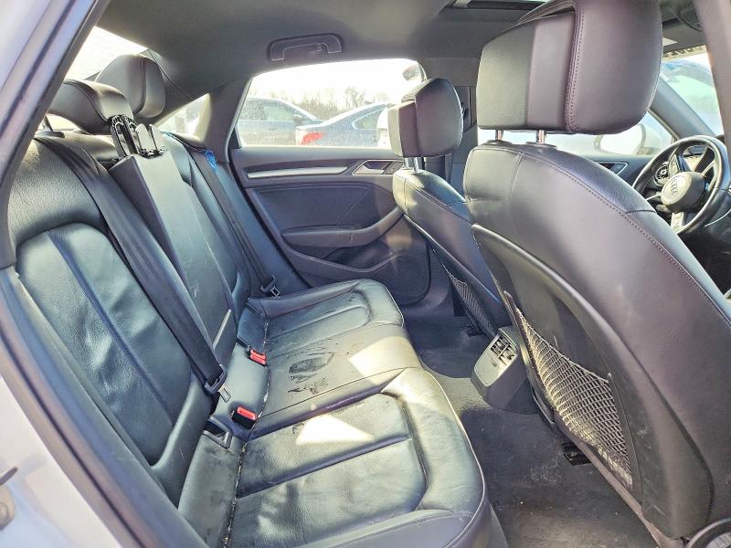 Auction sale of the 2017 Audi A3, vin: WAUB8GFF3H1053073, lot number: 77004775