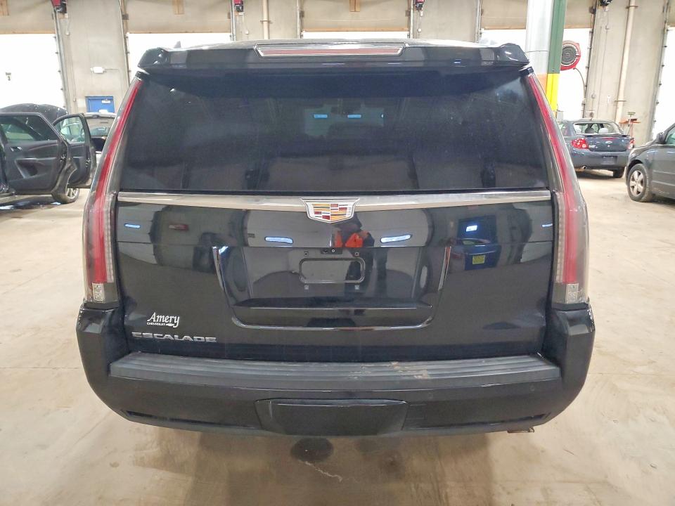 2017 Cadillac Escalade მანქანა იყიდება აუქციონზე, vin: 1GYS4DKJ6HR174621, აუქციონის ნომერი: 77763605