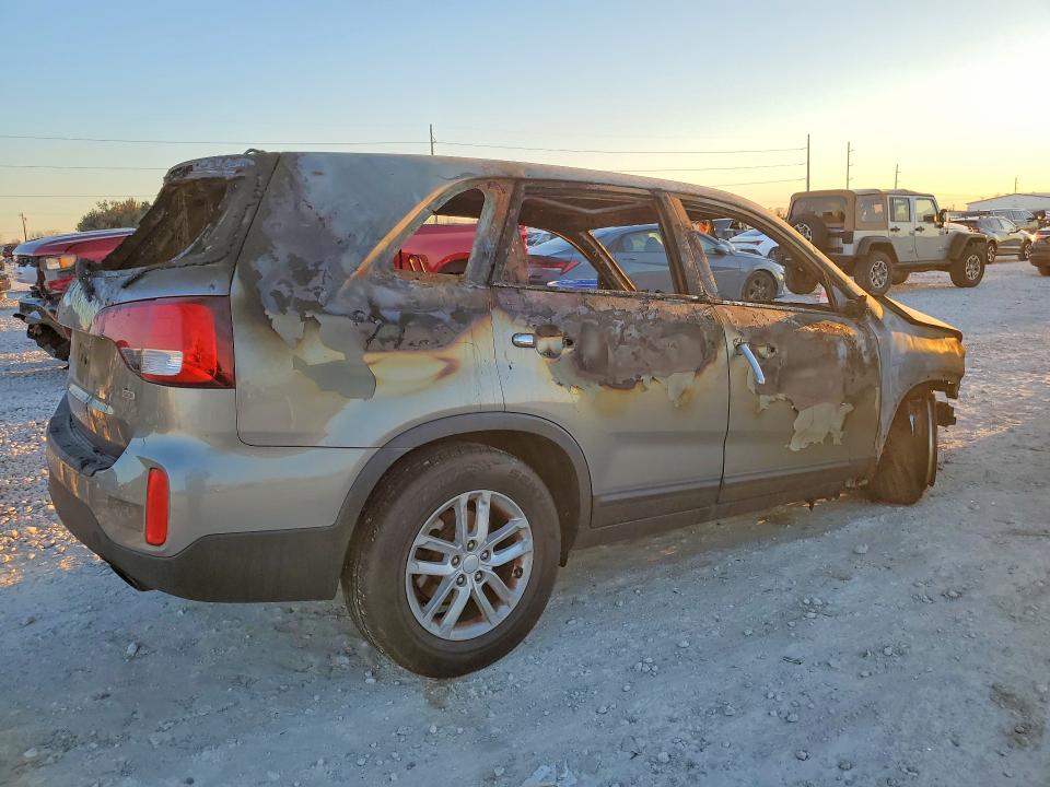 76282315 :رقم المزاد ، 5XYKT3A60EG444758 vin ، 2014 Kia Sorento مزاد بيع