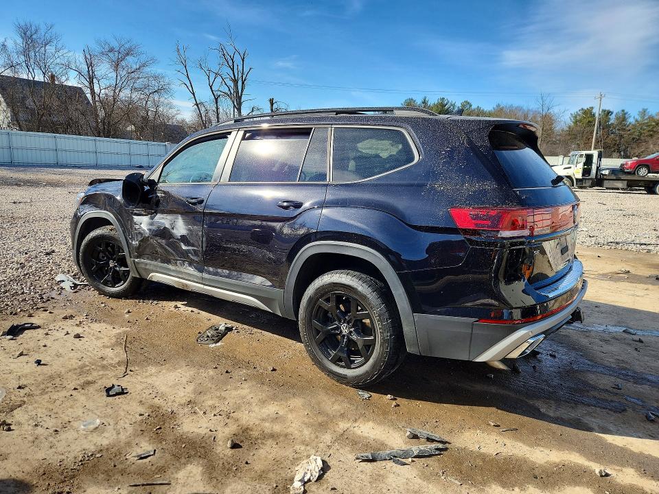 Продажа на аукционе авто 2025 Volkswagen Atlas, vin: 1V2CR2CA7SC519775, номер лота: 77799735
