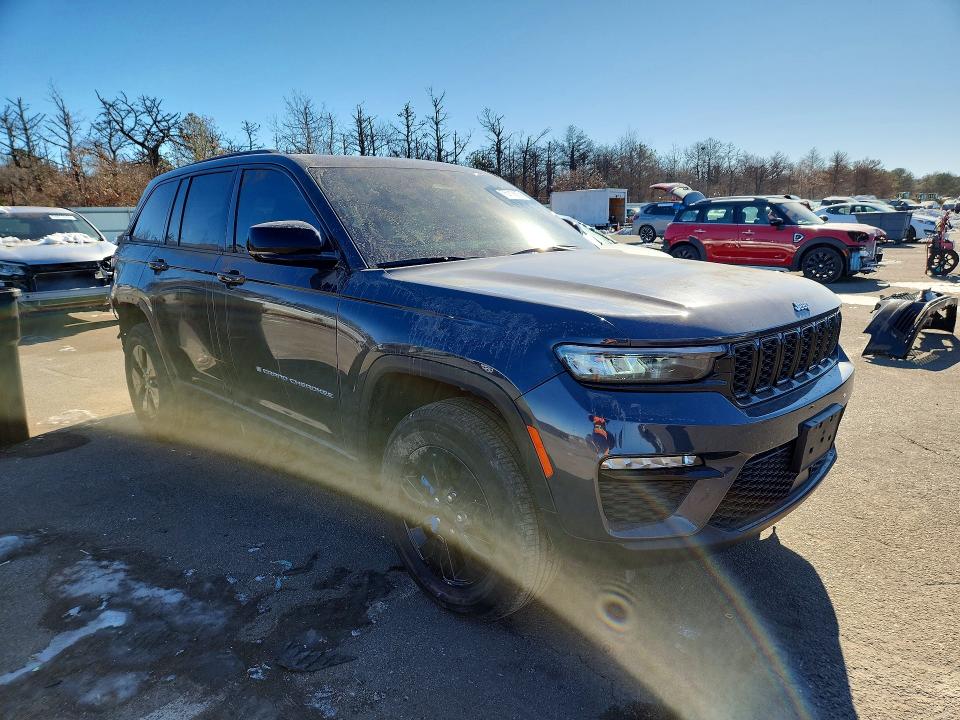 Продажа на аукционе авто 2024 Jeep Grand Cherokee, vin: 1C4RJYB64RC131111, номер лота: 76212815