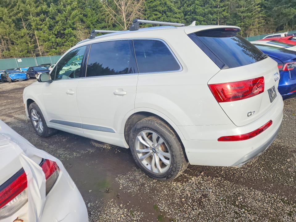 Продажа на аукционе авто 2018 Audi Q7, vin: WA1VAAF71JD004088, номер лота: 74628705