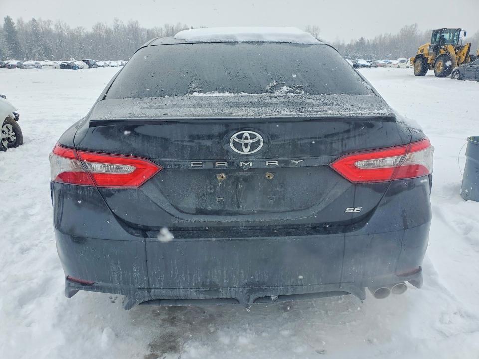 Продаж на аукціоні авто 2018 Toyota Camry, vin: 4T1B11HK4JU652319, номер лоту: 75046585
