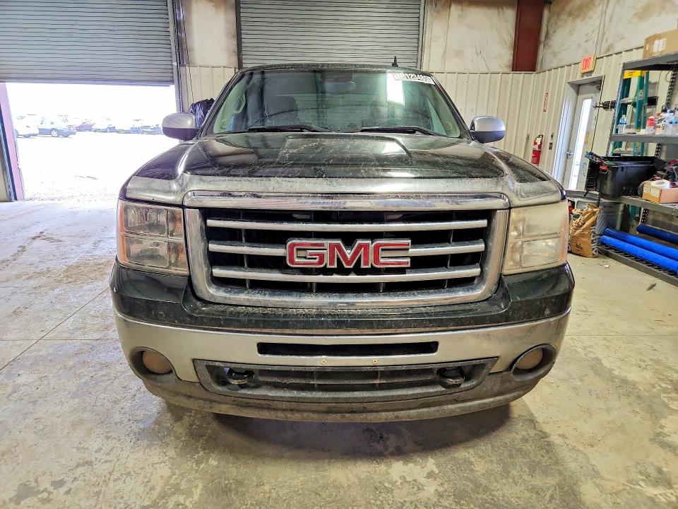 78123485 :رقم المزاد ، 3GTP2WE79DG240408 vin ، 2013 Gmc Sierra مزاد بيع